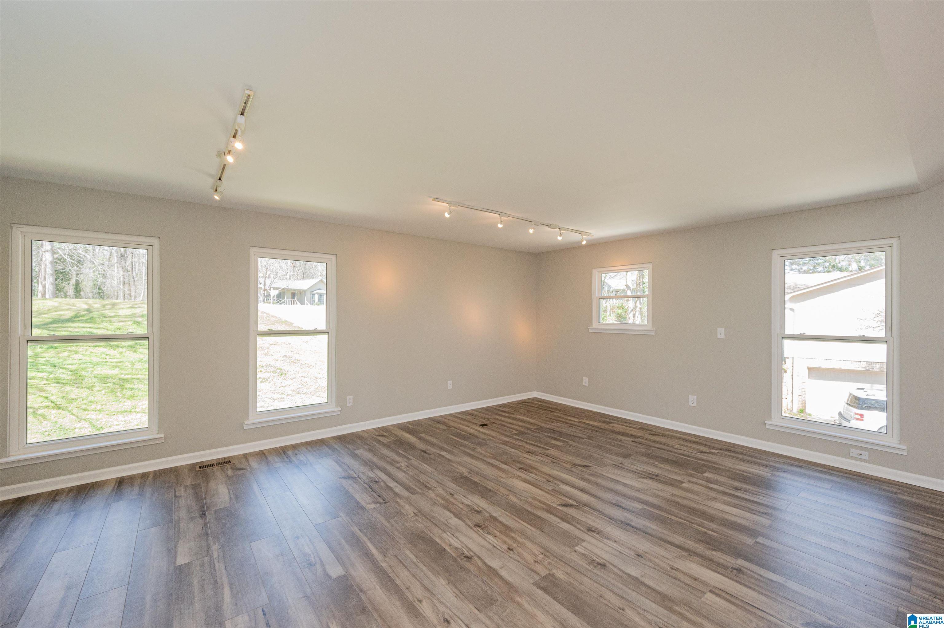 4339 Palisades Road Birmingham, AL 35210 - Photo 5 of 49