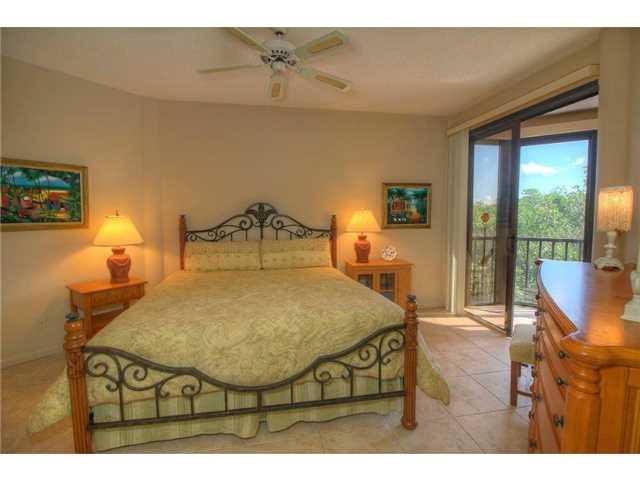 221 Northeast Plantation Road, Unit 416 Stuart, FL 34996 - Photo 15 of 24 Gallery Image 15