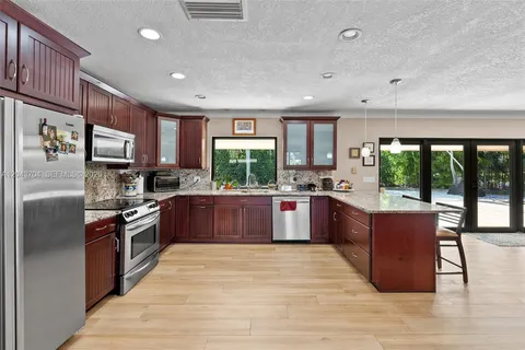 $1,759,000 | 7430 Southwest 142nd Terrace, Palmetto Bay, FL 33158