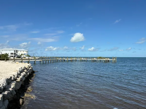 $3,475,000 | 990 41st Street, Unit 9, Marathon, FL 33050