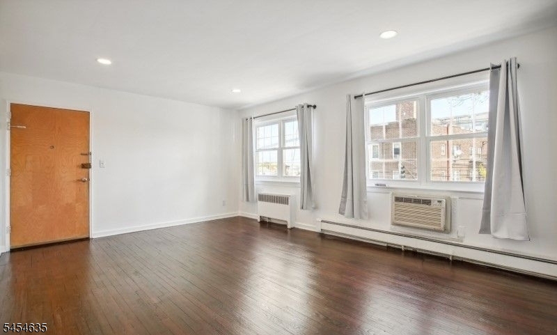 604 Chestnut Street, Unit G Union, NJ 07083 - Photo 4 of 12 Gallery Image 4