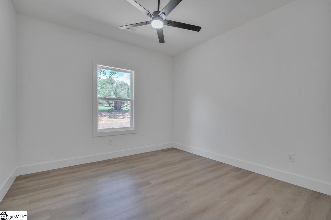 110 Dalton Road Seneca, SC 29678 - Photo 13 of 23