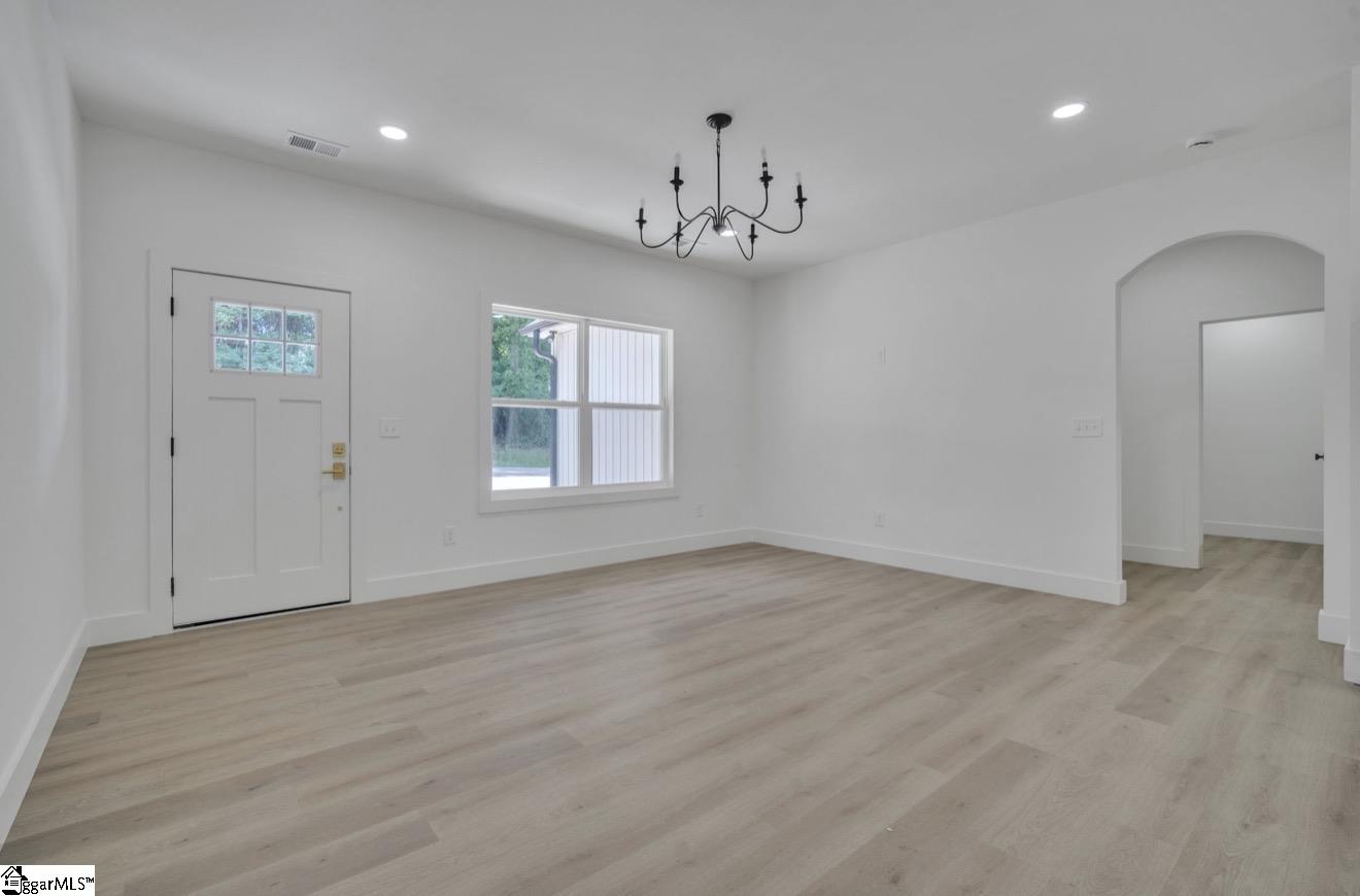 110 Dalton Road Seneca, SC 29678 - Photo 4 of 23