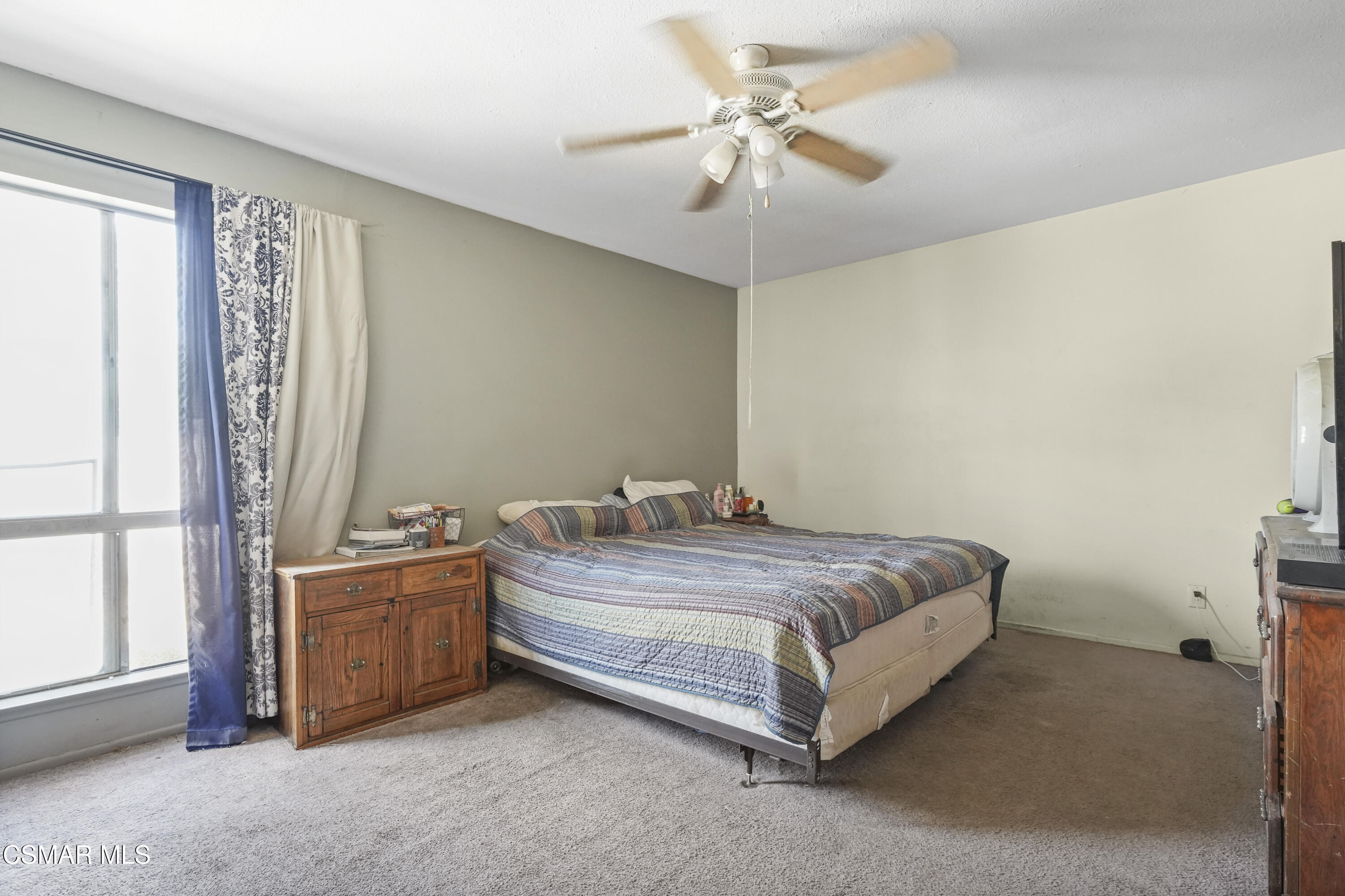 887 Erringer Road Simi Valley, CA 93065 - Photo 10 of 22 DSC03965