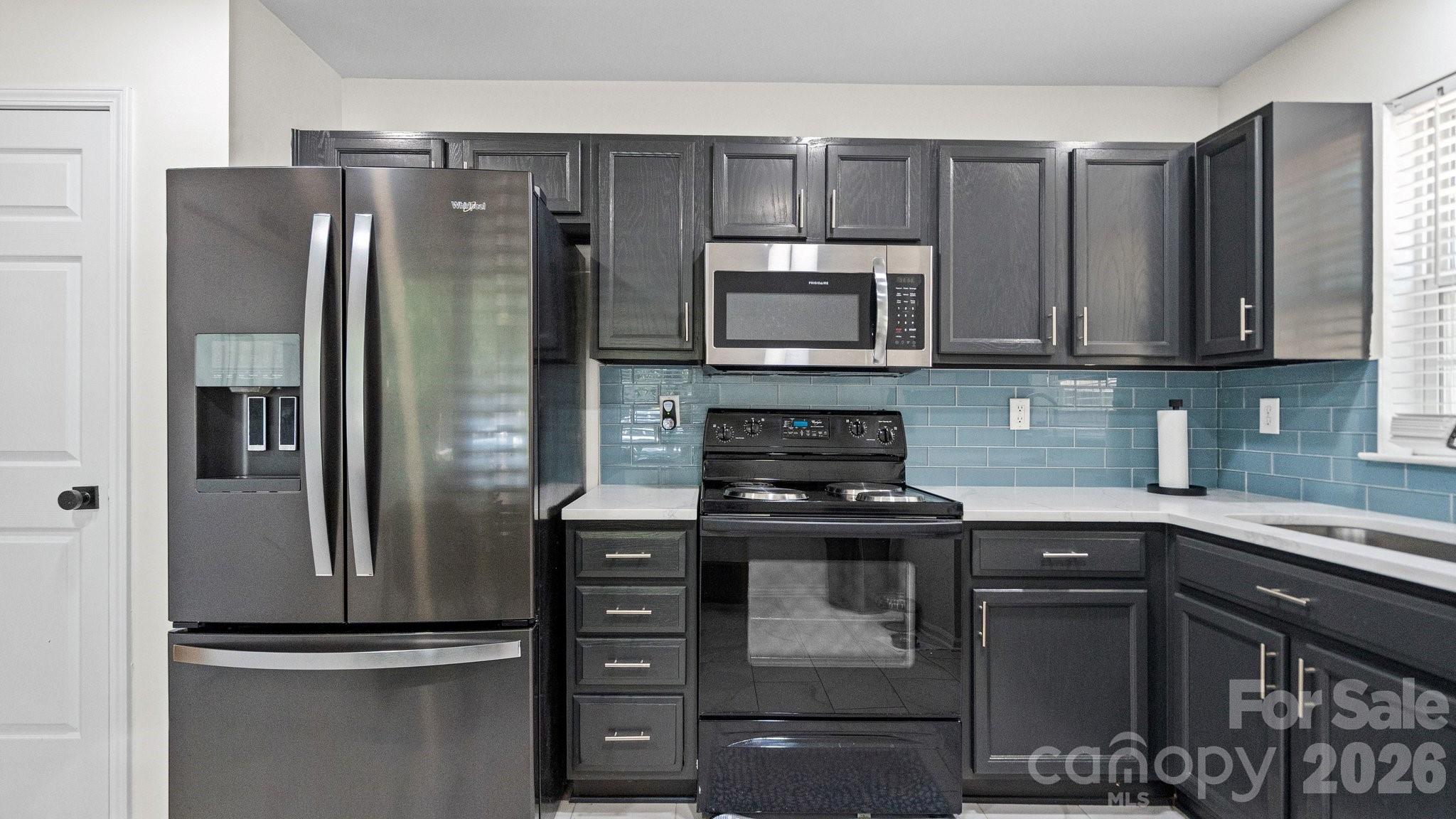 5050 Gibbons Link Road Charlotte, NC 28269 - Photo 13 of 29