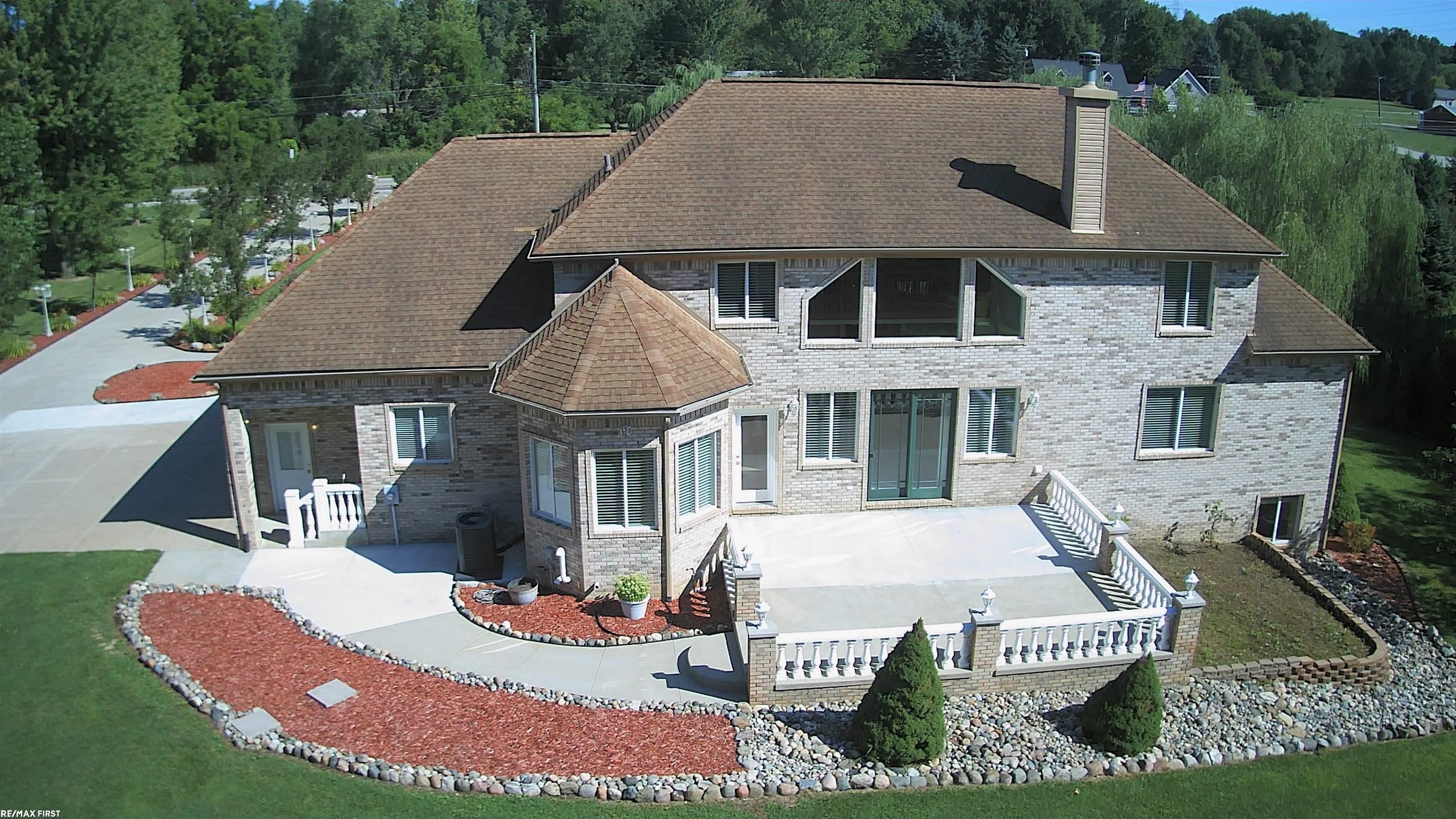 400 East Romeo Road Oakland, MI 48363 - Photo 10 of 85 50186573-2f0471f9-8a25-443b-9829-8f2cd57aaf06.JPG