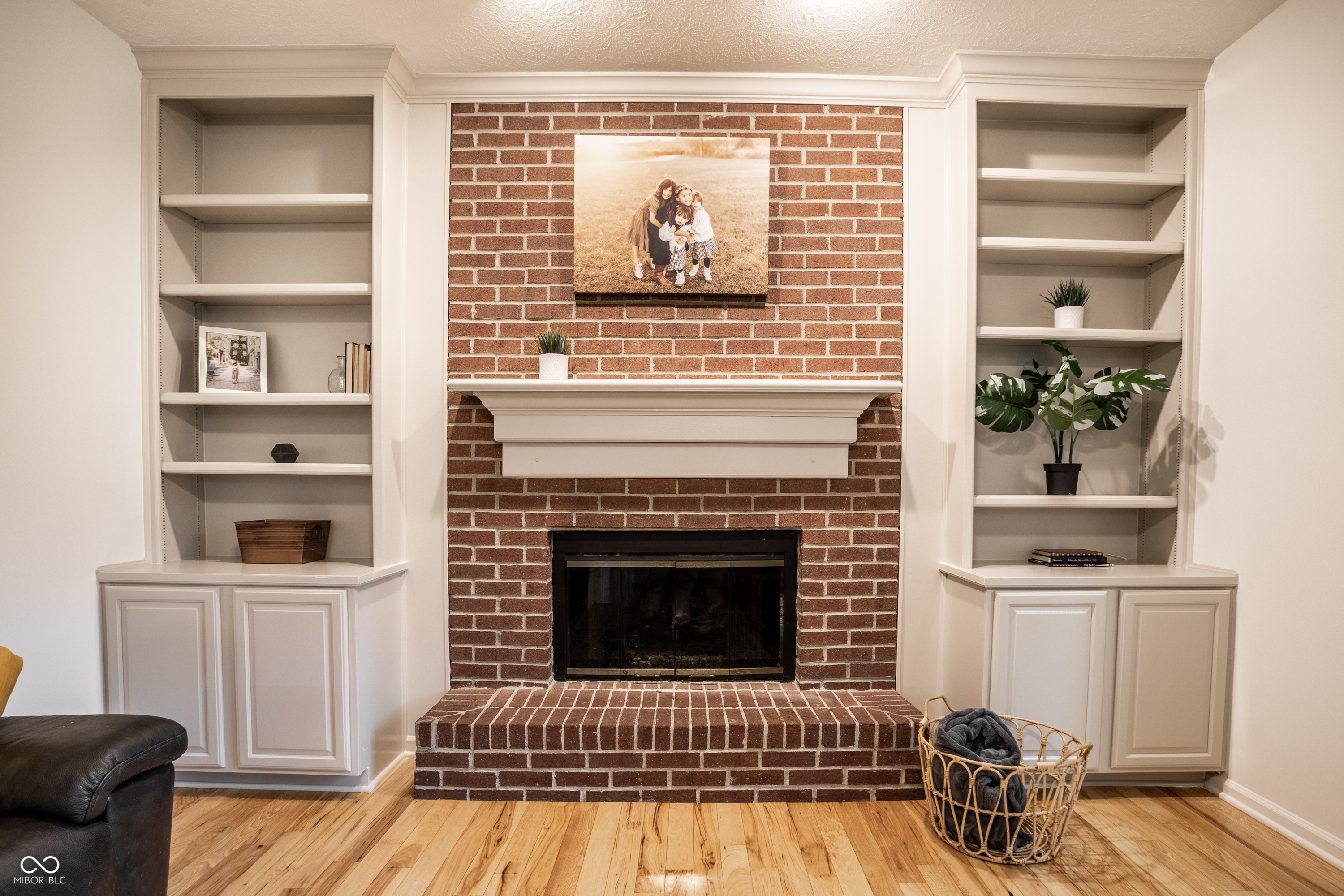 9160 Stratton Court Fishers, IN 46037 - Photo 4 of 52
