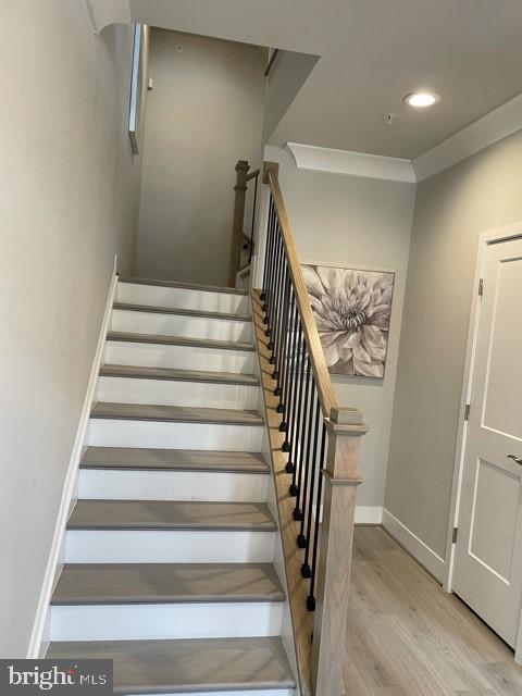 1955 Roland Clarke Place, Unit 29 Reston, VA 20191 - Photo 4 of 27 FOYER. SPLIT STAIRCASE