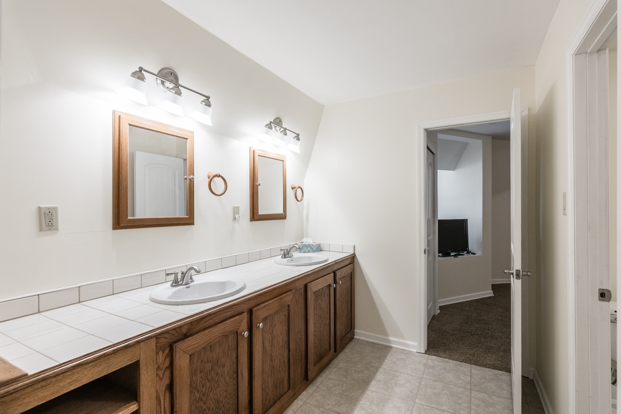 1215 Brummitt Road Castalian Springs, TN 37031 - Photo 32 of 44 Gallery Image 32