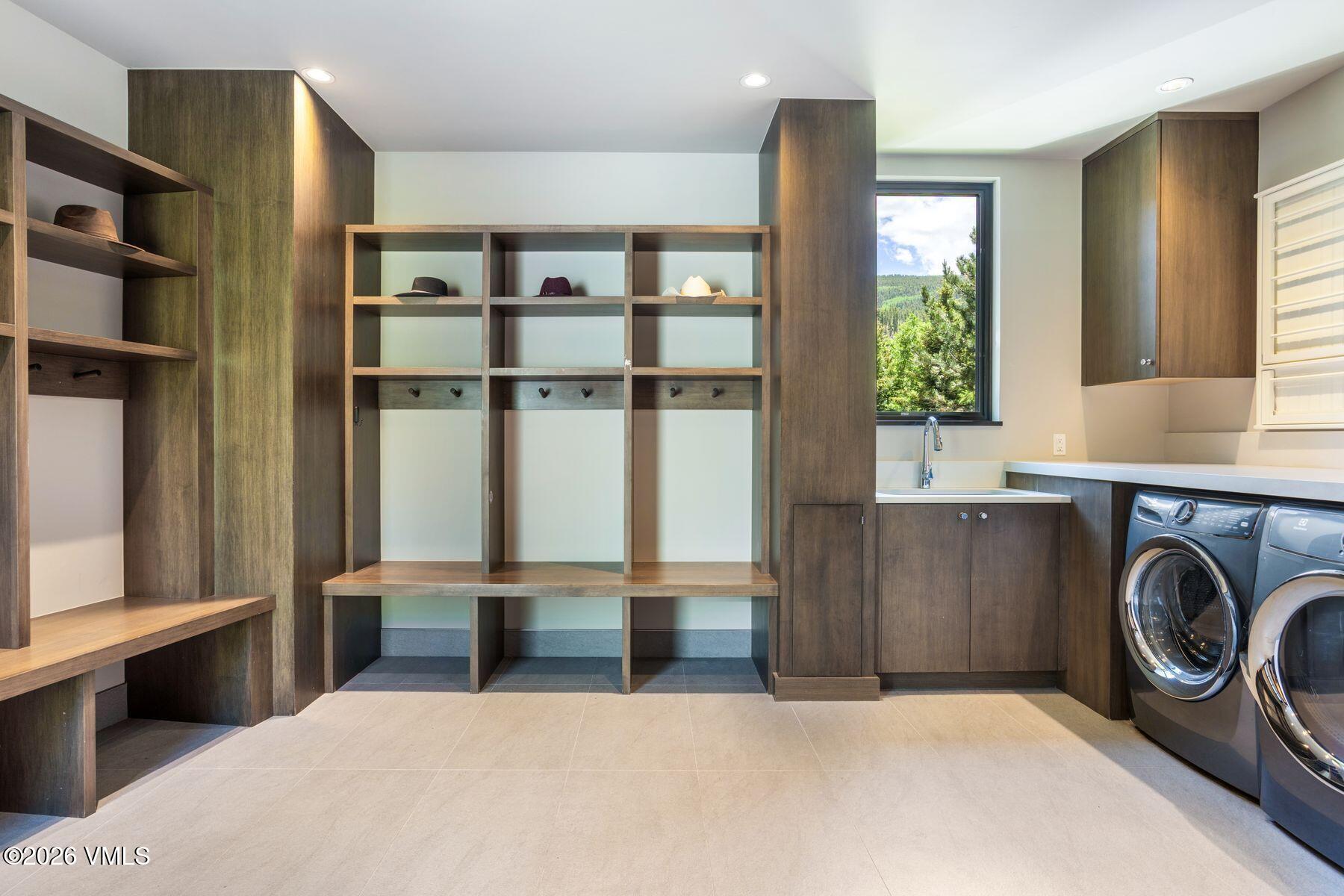 2440 Chamonix Lane Vail, CO 81657 - Photo 10 of 54 photo_online_009