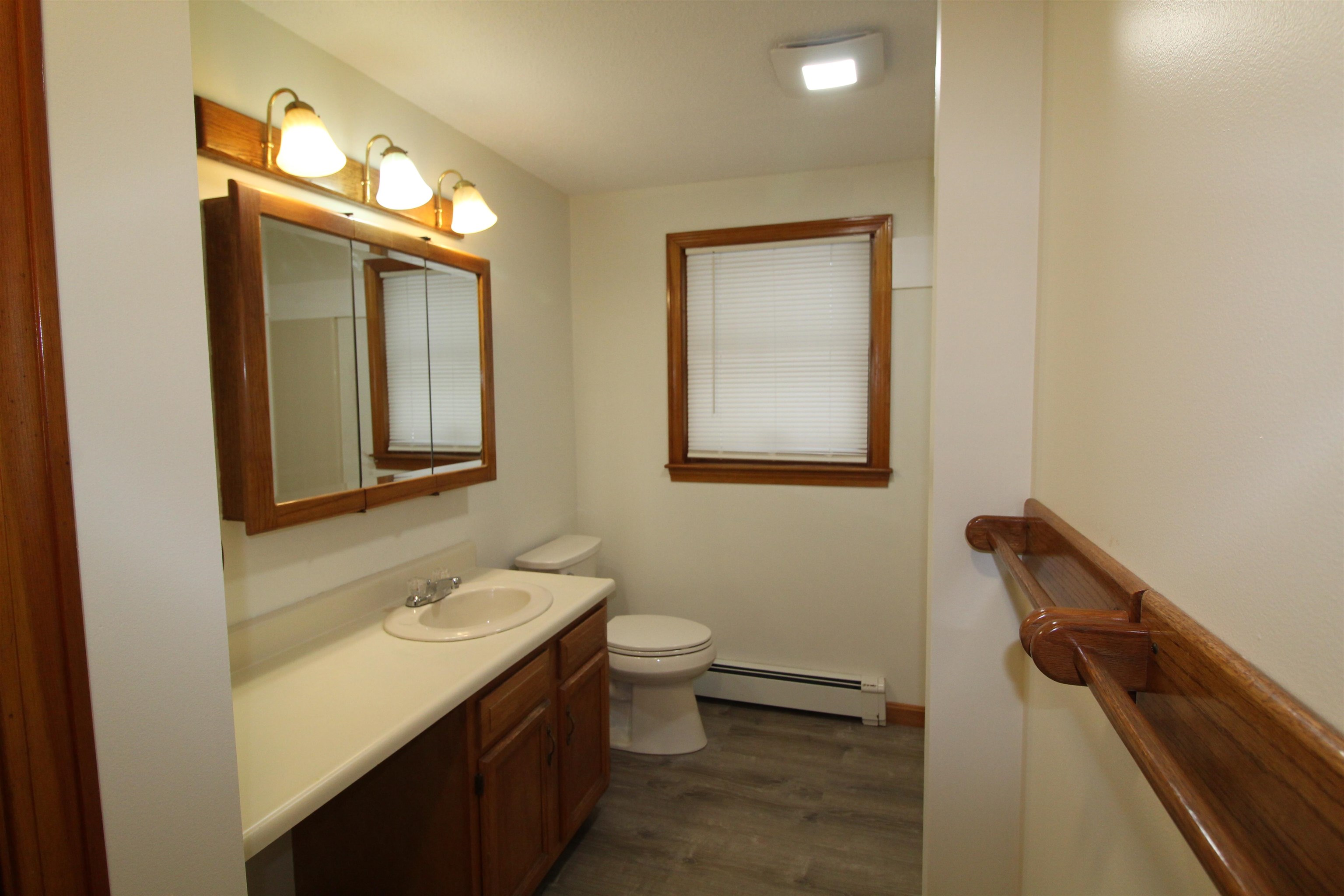 16 Towne Drive Derry, NH 03038 - Photo 36 of 44