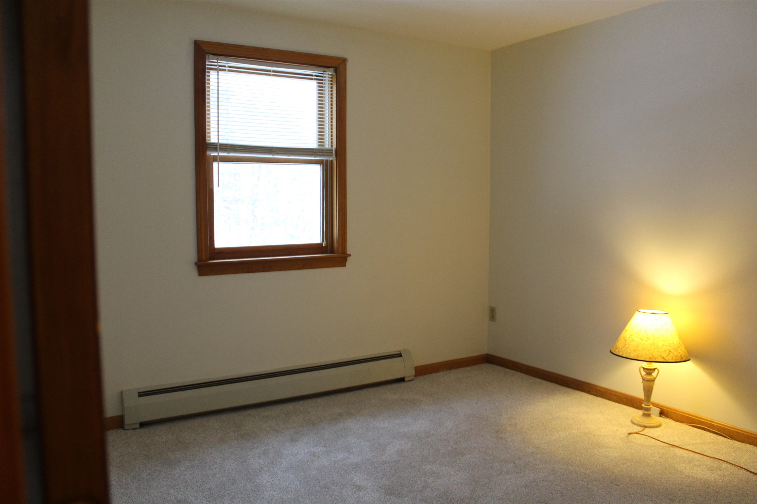 16 Towne Drive Derry, NH 03038 - Photo 40 of 44