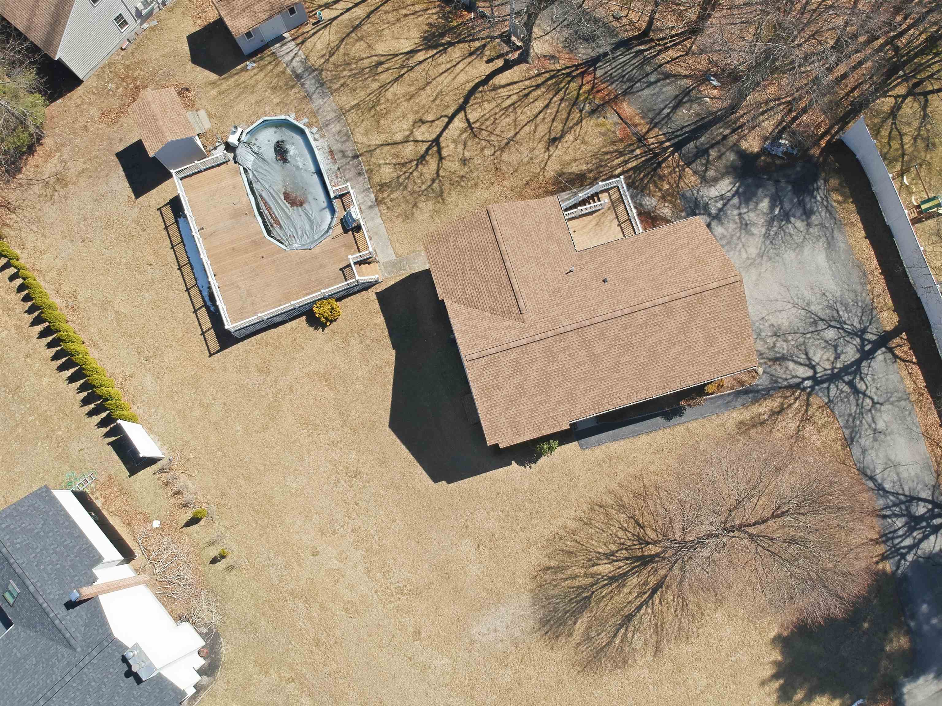 16 Towne Drive Derry, NH 03038 - Photo 40 of 46