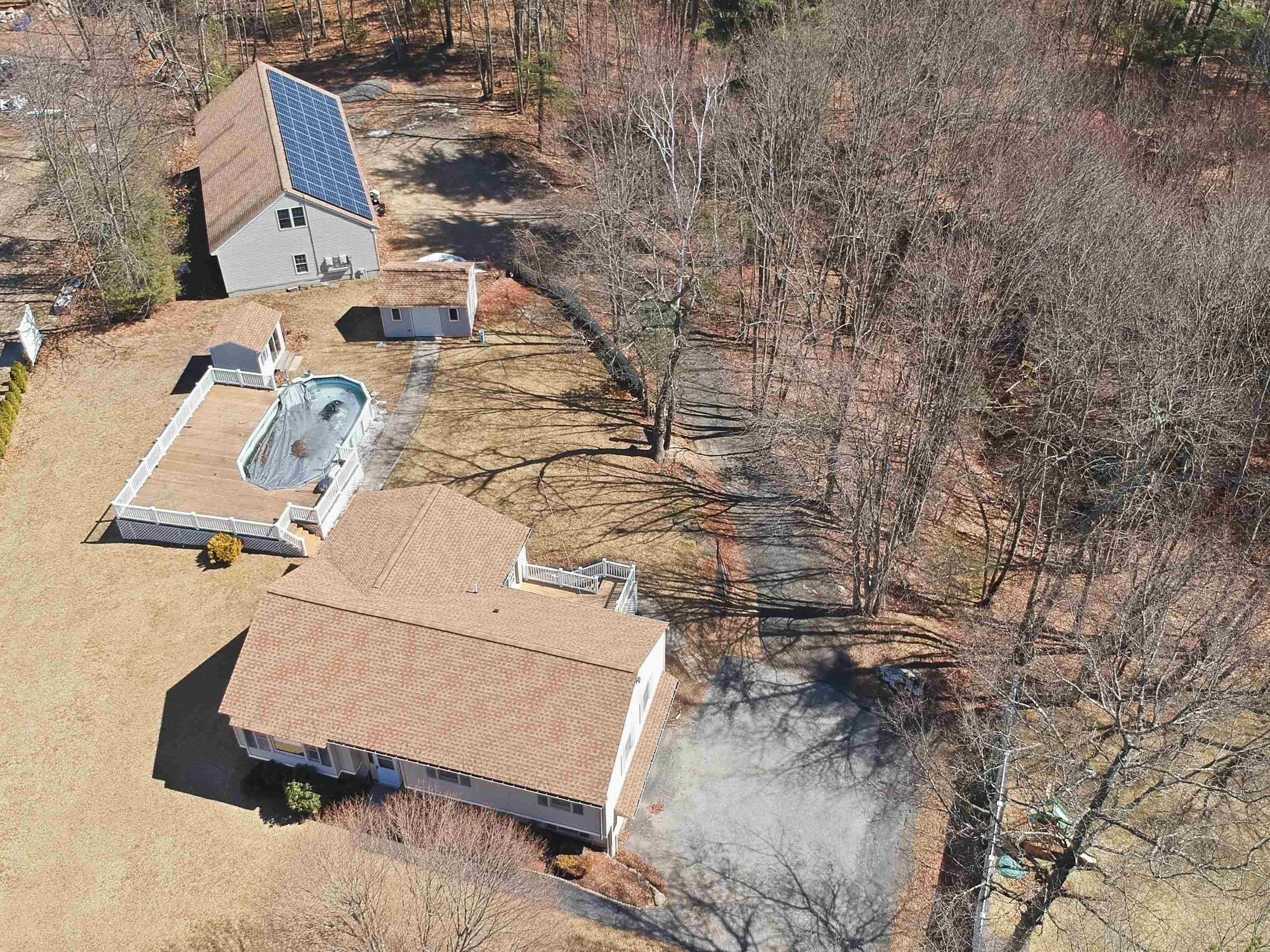 16 Towne Drive Derry, NH 03038 - Photo 43 of 46