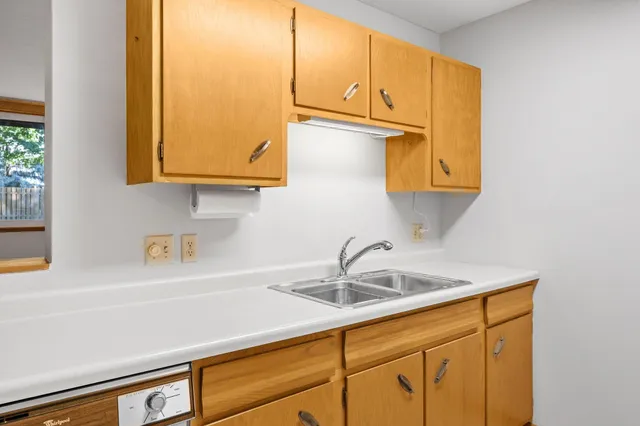 $119,900 | 9141 Highway 55, Unit 101, Golden Valley, MN 55427