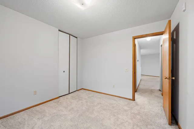 $119,900 | 9141 Highway 55, Unit 101, Golden Valley, MN 55427