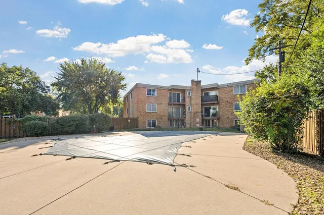 $119,900 | 9141 Highway 55, Unit 101, Golden Valley, MN 55427