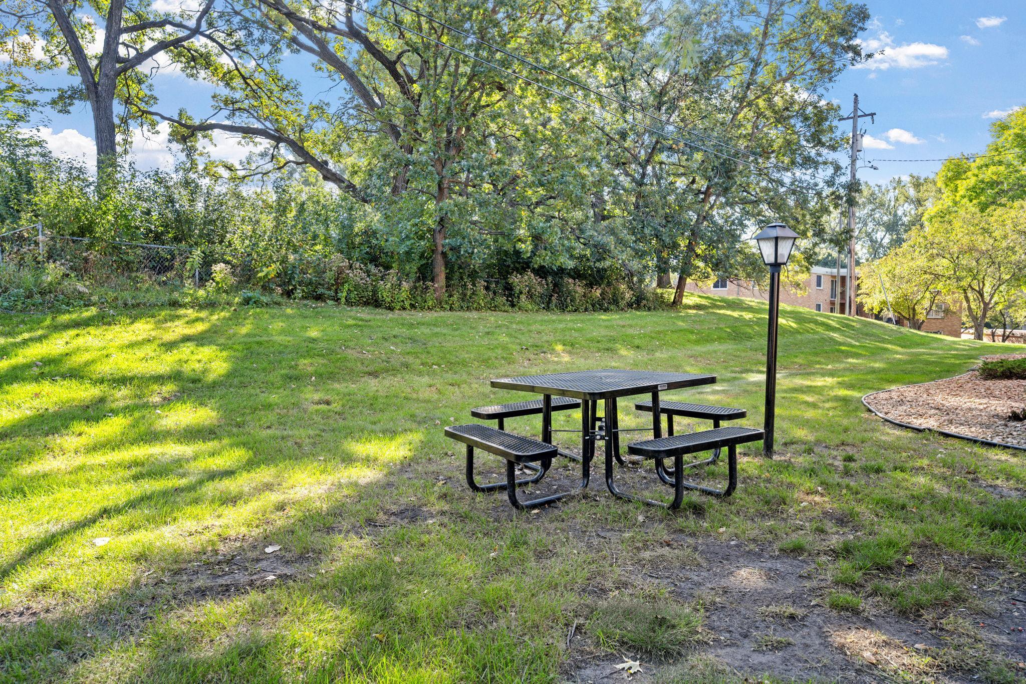 9141 Highway 55, Unit 101 Golden Valley, MN 55427 - Photo 27 of 30