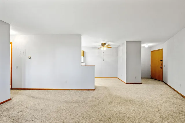 $119,900 | 9141 Highway 55, Unit 101, Golden Valley, MN 55427