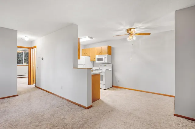 $119,900 | 9141 Highway 55, Unit 101, Golden Valley, MN 55427