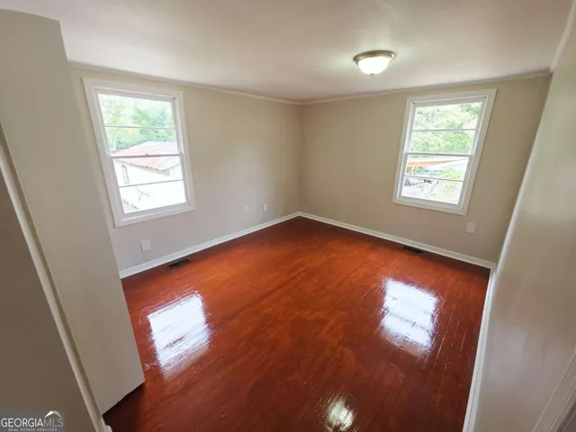 a view of empty room with window