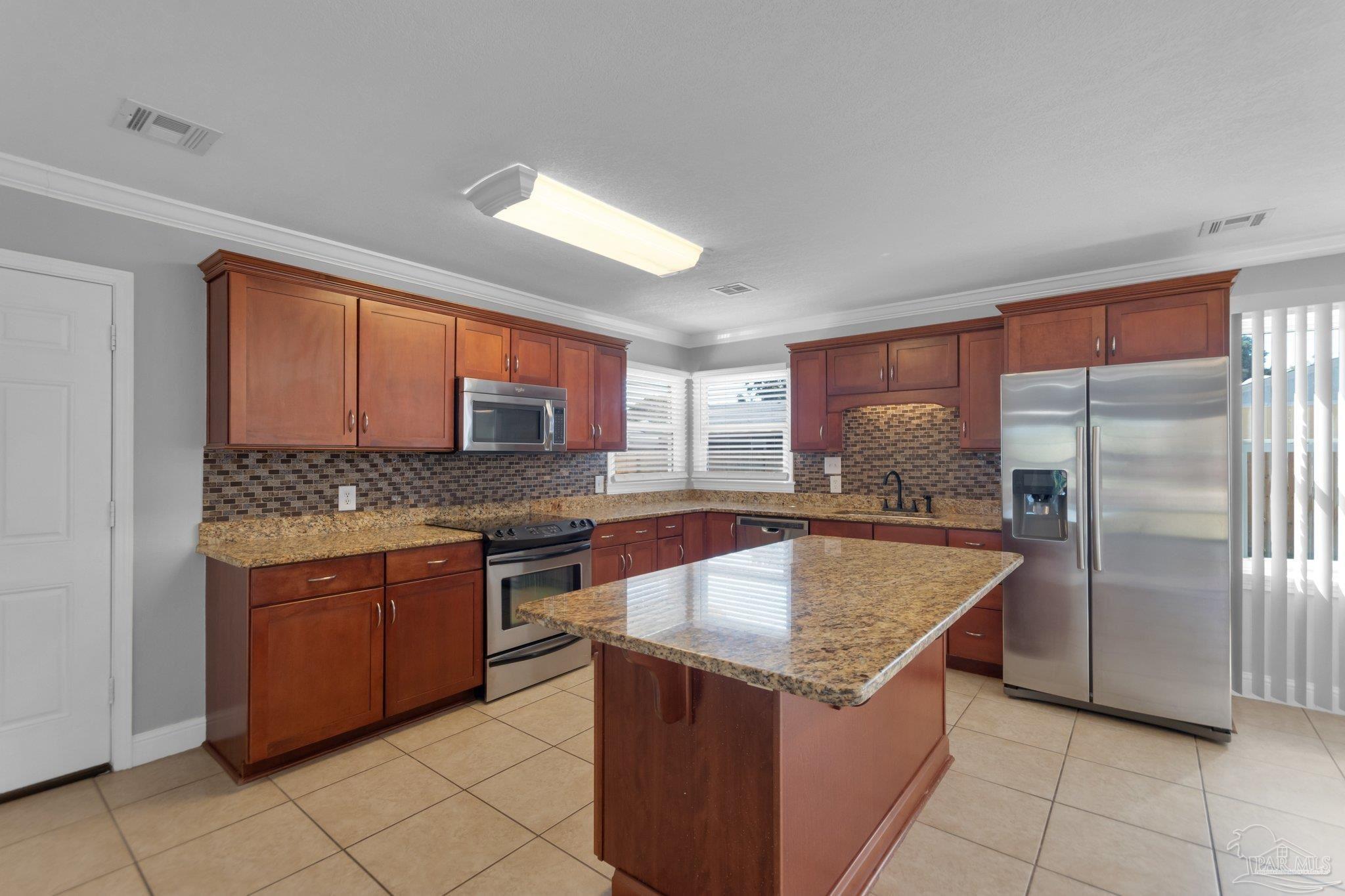 5545 Homewood Road Pensacola, FL 32504 - Photo 9 of 42 Gallery Image 9