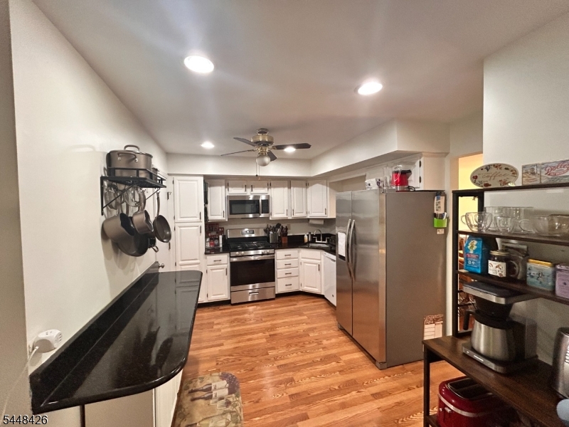 603 Marten Road Princeton, NJ 08540 - Photo 8 of 22 Gallery Image 8