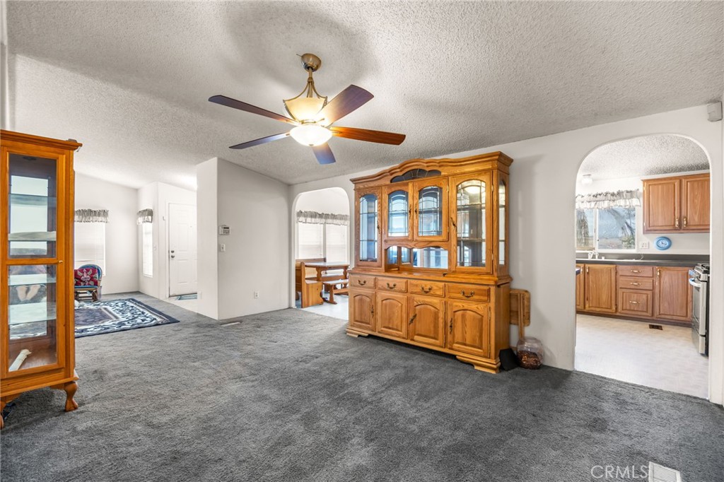 22265 Marquez Road Perris, CA 92570 - Photo 5 of 31