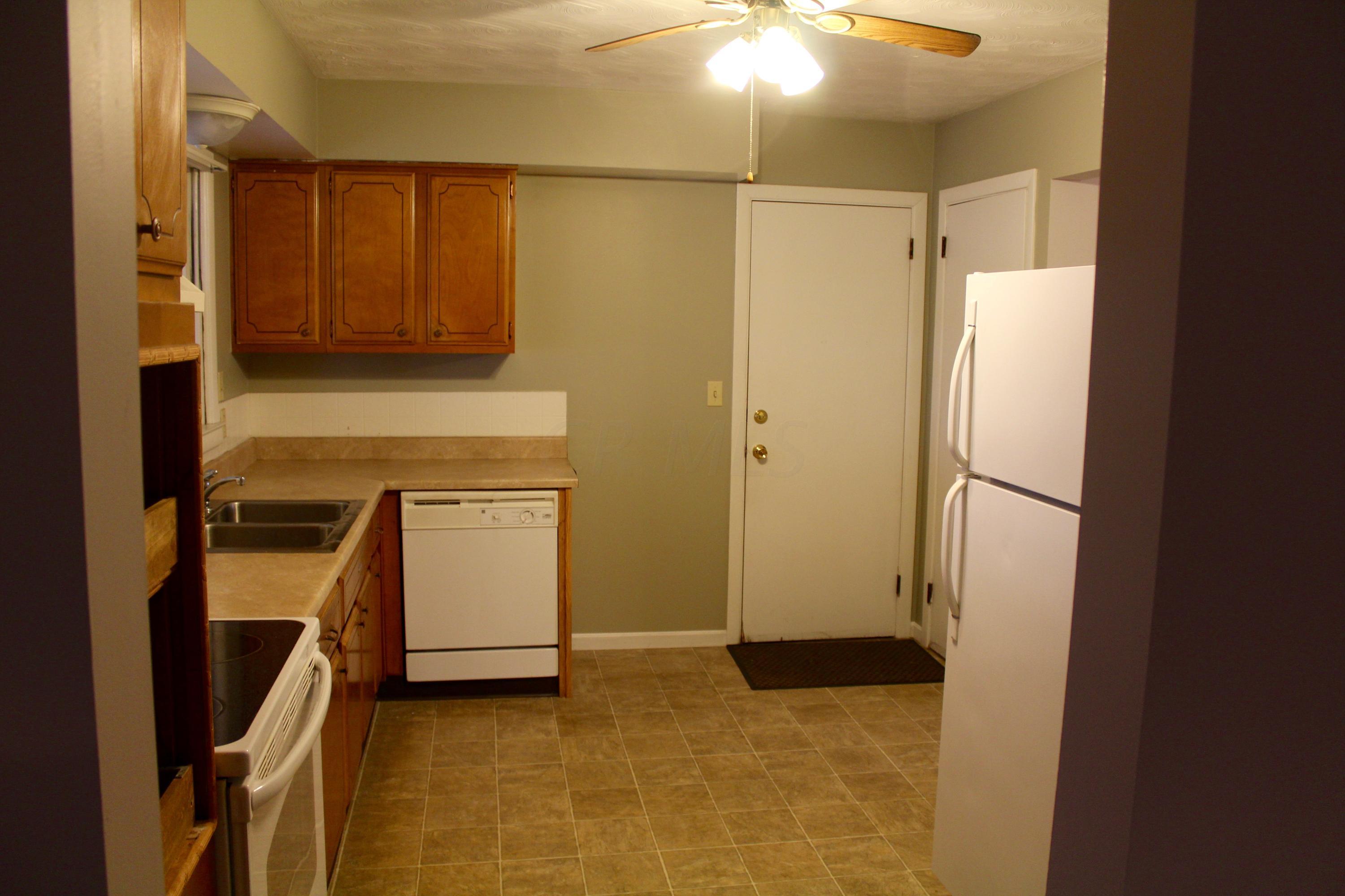 3621 Hebron Road Hebron, OH 43025 - Photo 7 of 24 Gallery Image 7