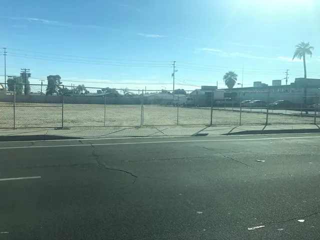 a view of outdoor space with city view