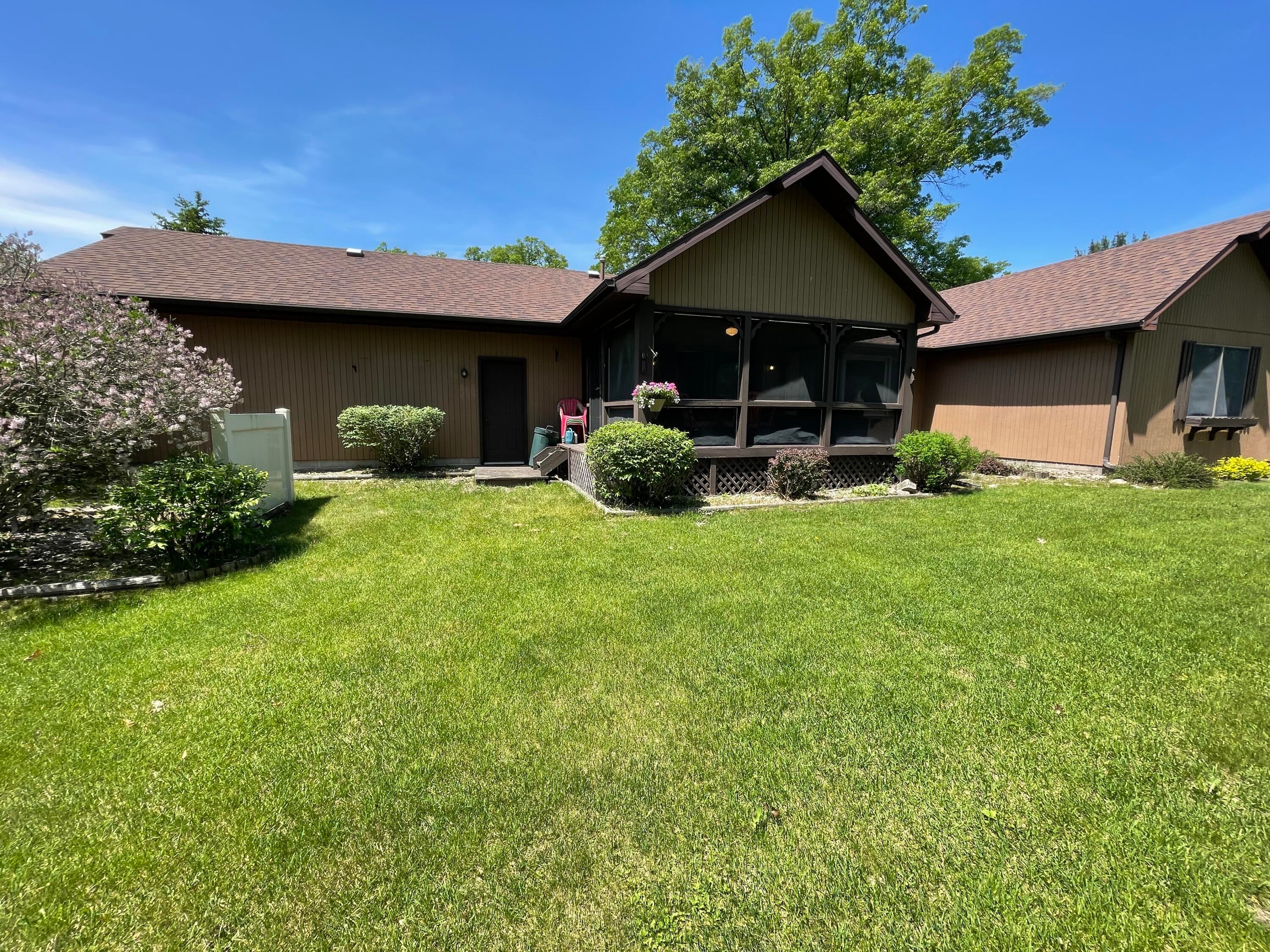4104 North Markey Road Roscommon, MI 48653 - Photo 16 of 26 Gallery Image 16