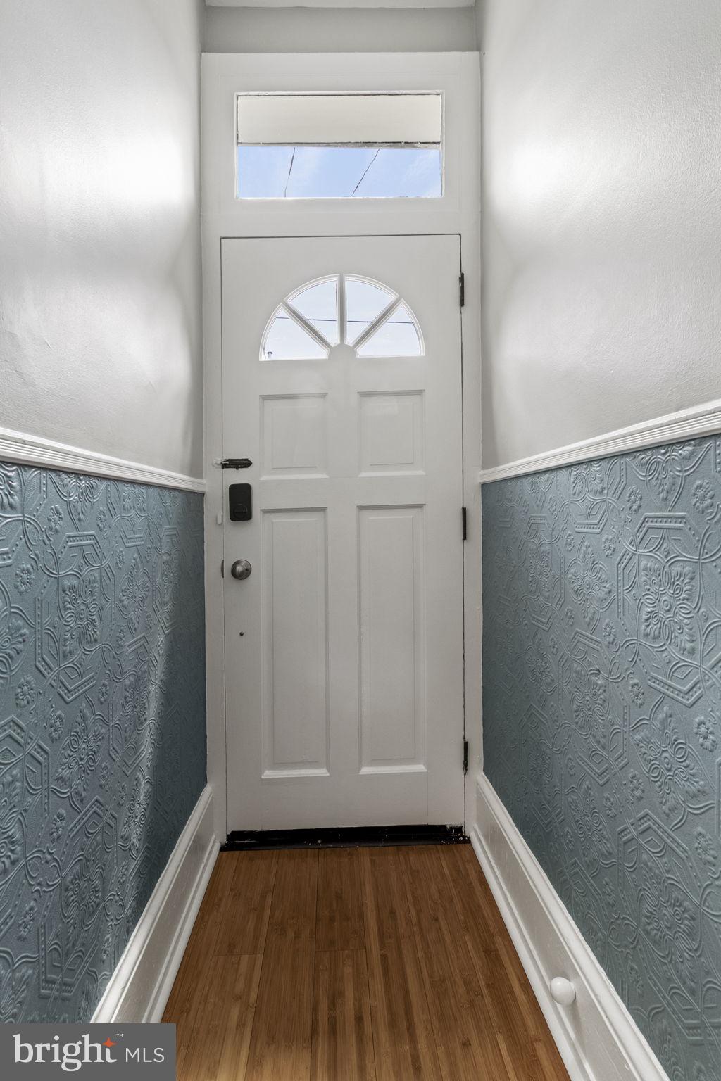 368 Martin Street Philadelphia, PA 19128 - Photo 4 of 45