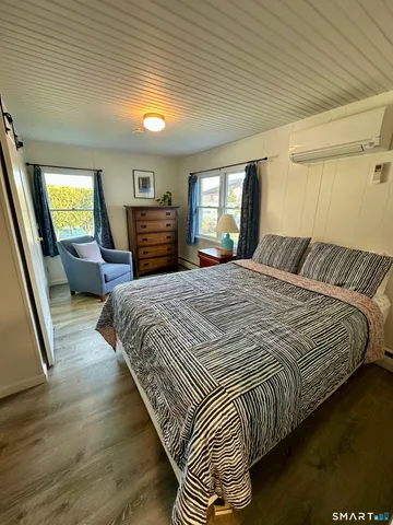 $895,000 | 36 Attawan Road, East Lyme, CT 06357