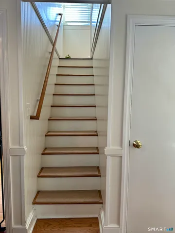 $895,000 | 36 Attawan Road, East Lyme, CT 06357