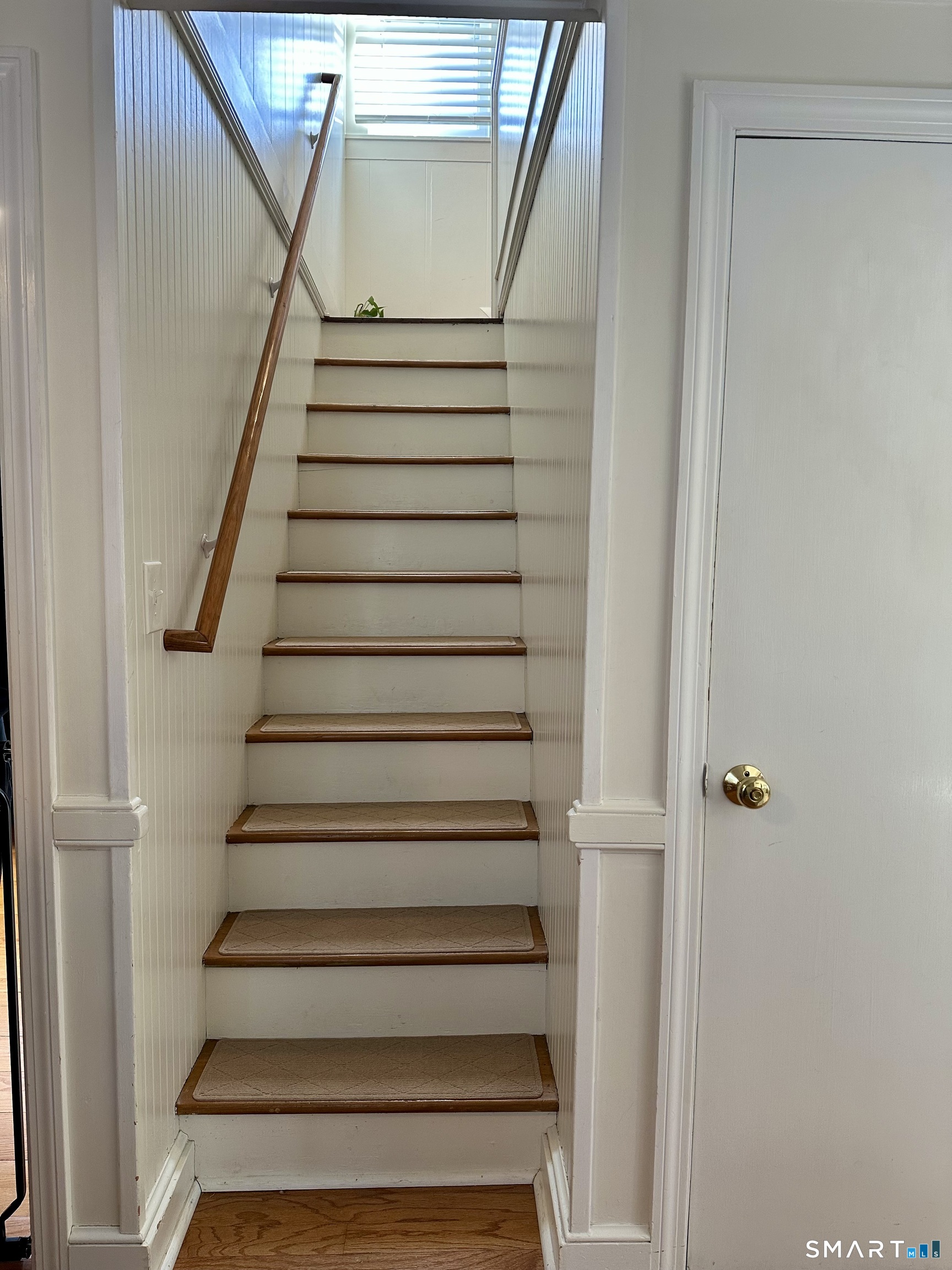 36 Attawan Road East Lyme, CT 06357 - Photo 23 of 40 Three Bedrooms and Full Bath with Tub / Shower Upstairs