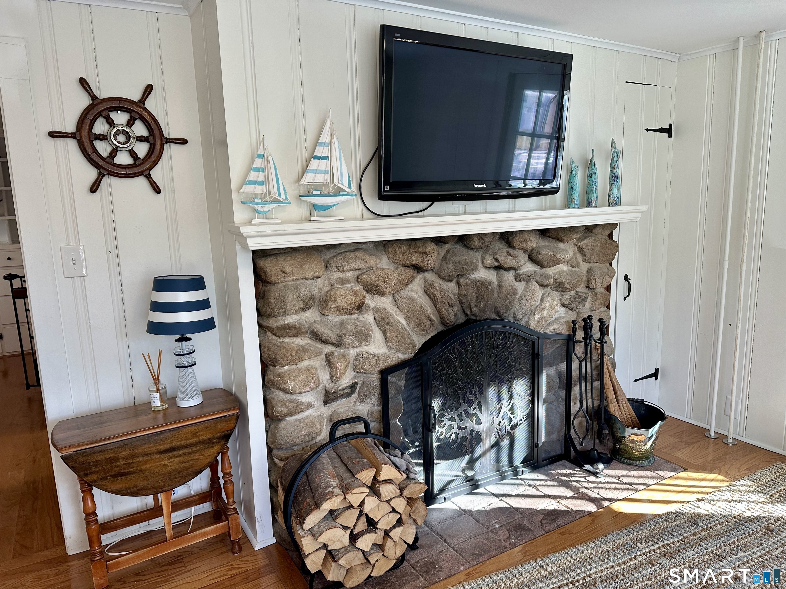 36 Attawan Road East Lyme, CT 06357 - Photo 5 of 40