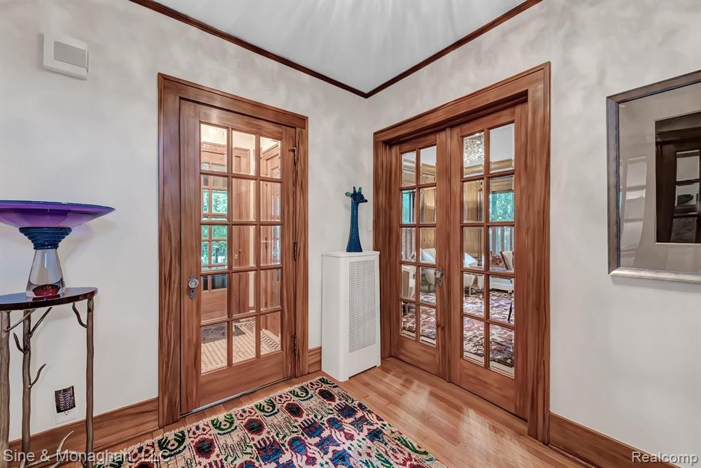 1158 West Maple Road Birmingham, MI 48009 - Photo 7 of 77