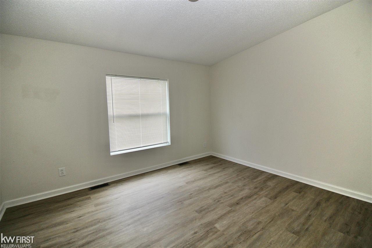 1096 East Frances Road Mount Morris, MI 48458 - Photo 16 of 25