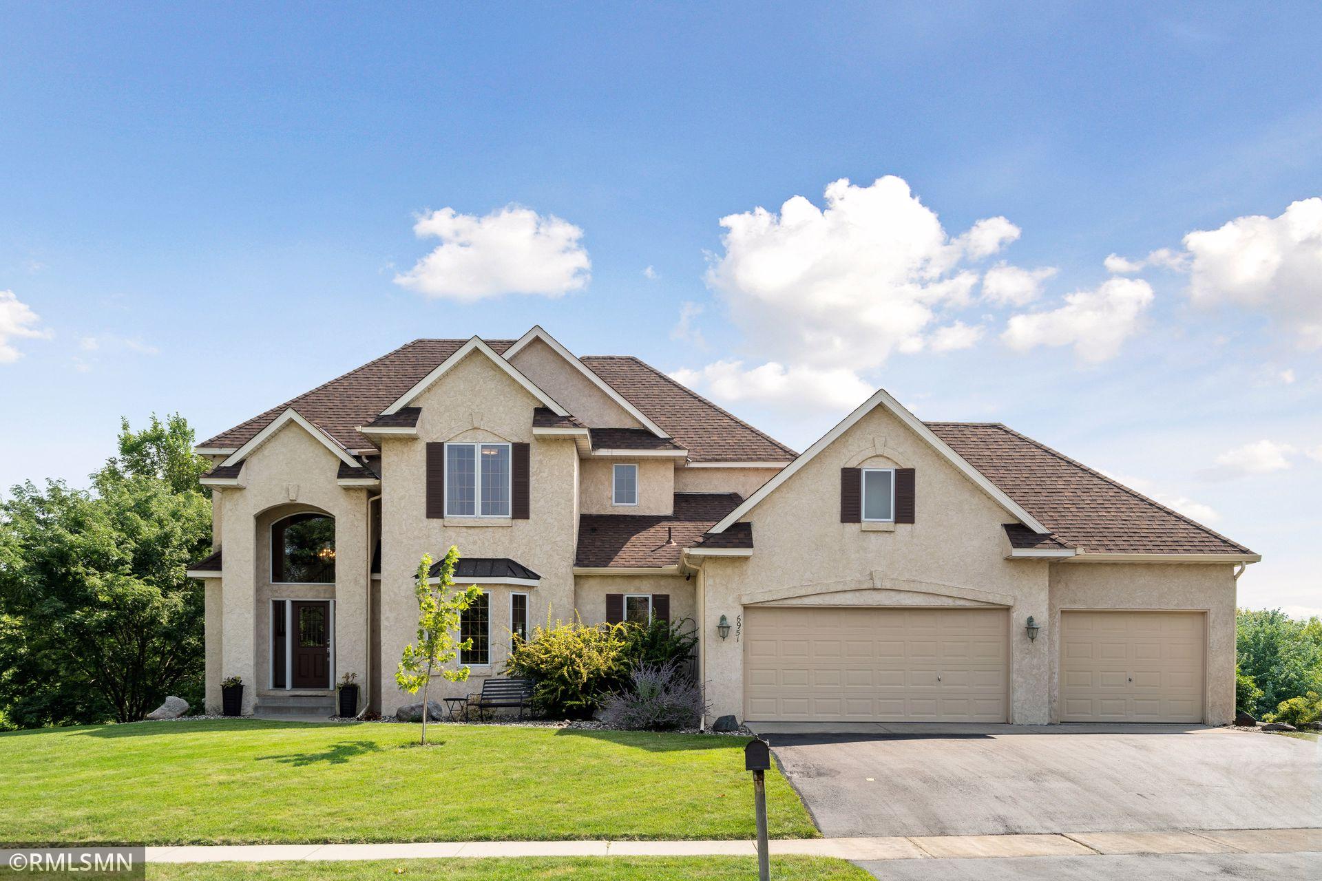 6951 Country Oaks Road Chanhassen, MN 55331 - Photo 1 of 1 Gallery Image 1