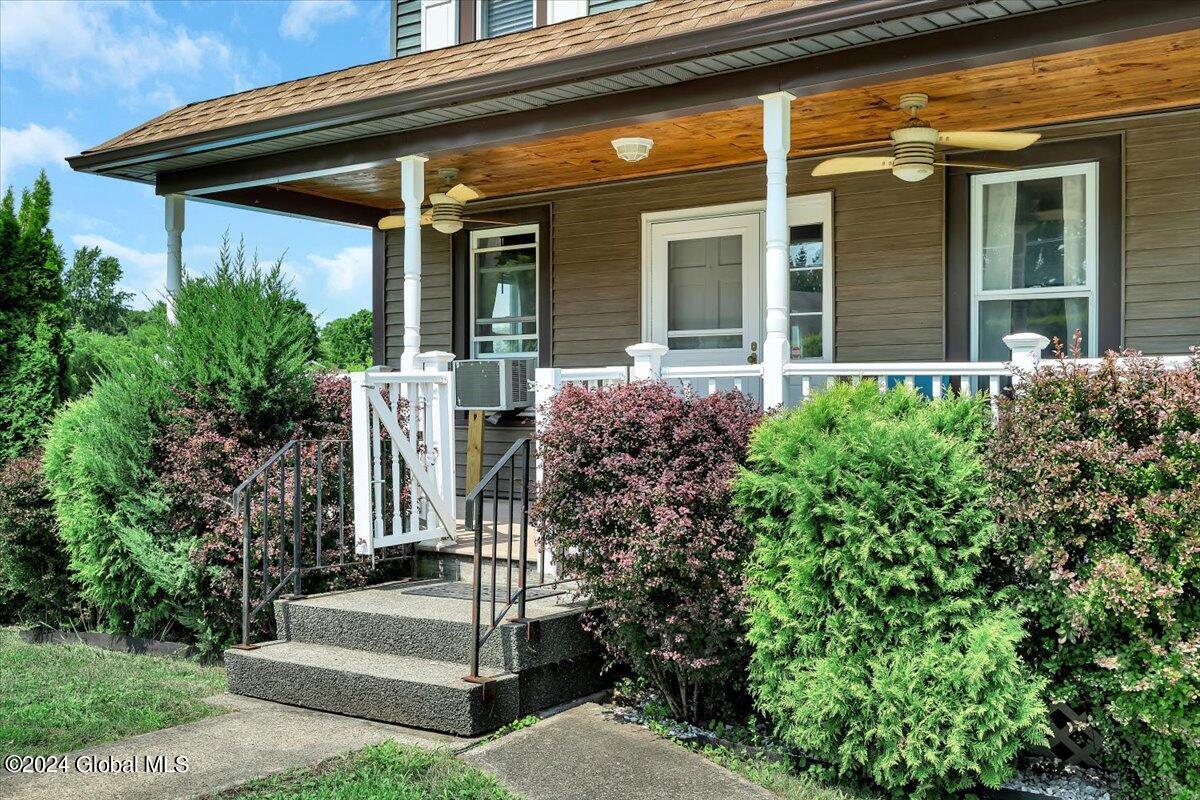 1189 River Road Troy, NY 12182 - Photo 3 of 44 04-P1193704