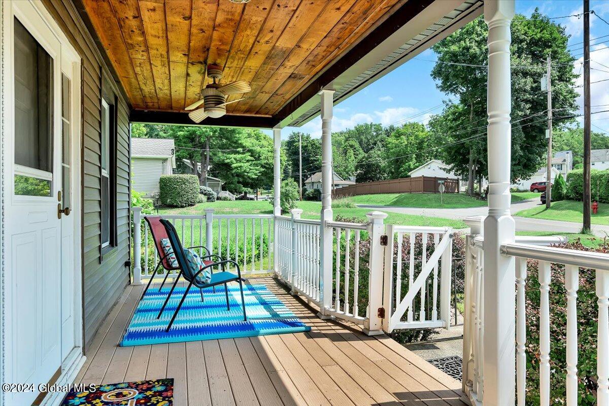 1189 River Road Troy, NY 12182 - Photo 4 of 44 05-P1193709