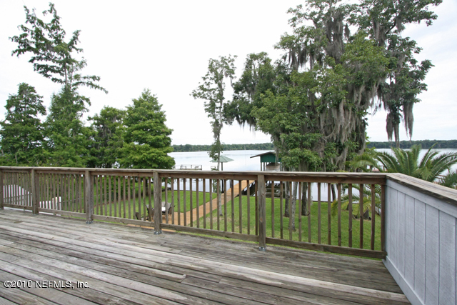 126 Riverside Drive Satsuma, FL 32189 - Photo 11 of 22 Balcony View of Water
