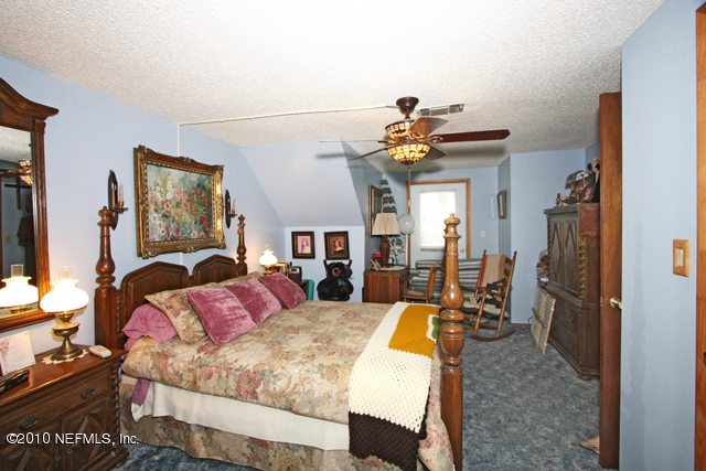 126 Riverside Drive Satsuma, FL 32189 - Photo 9 of 22 Second Story Bedroom