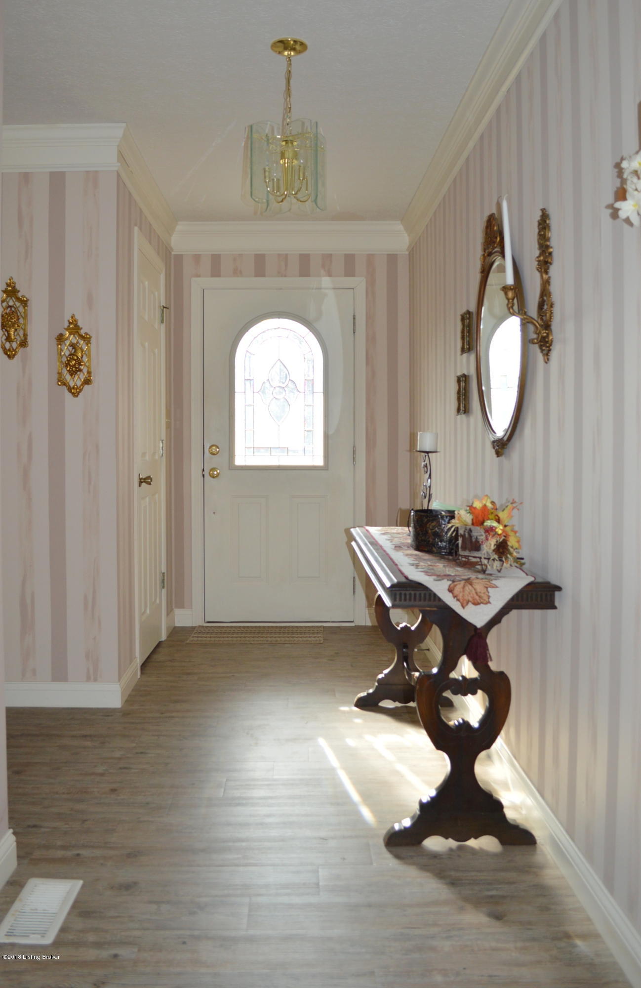 175 Ridgewood Drive Pewee Valley, KY 40056 - Photo 4 of 45 Foyer