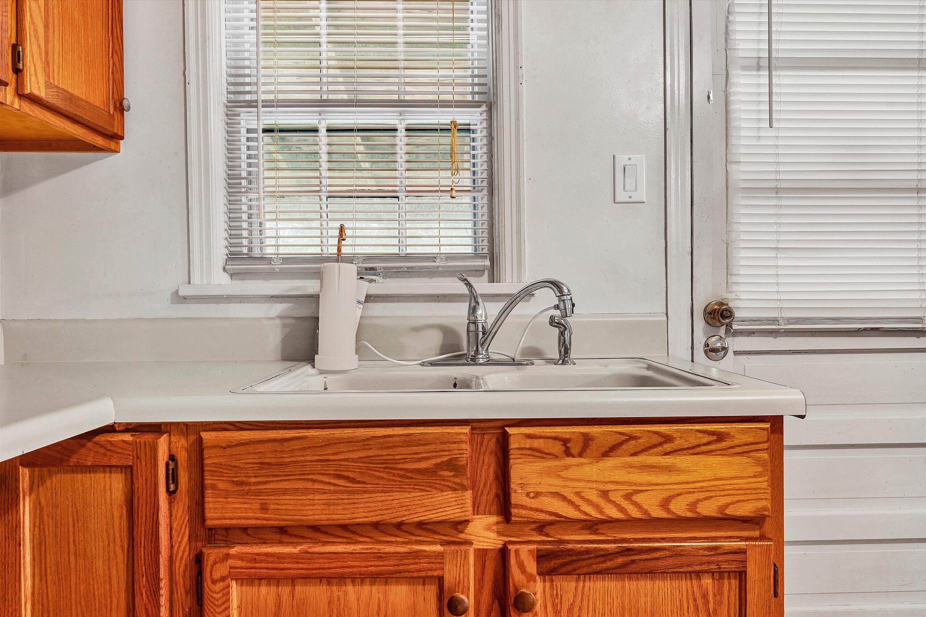 3112 Plantation Road Northeast Roanoke, VA 24012 - Photo 13 of 31 14-DSC07296