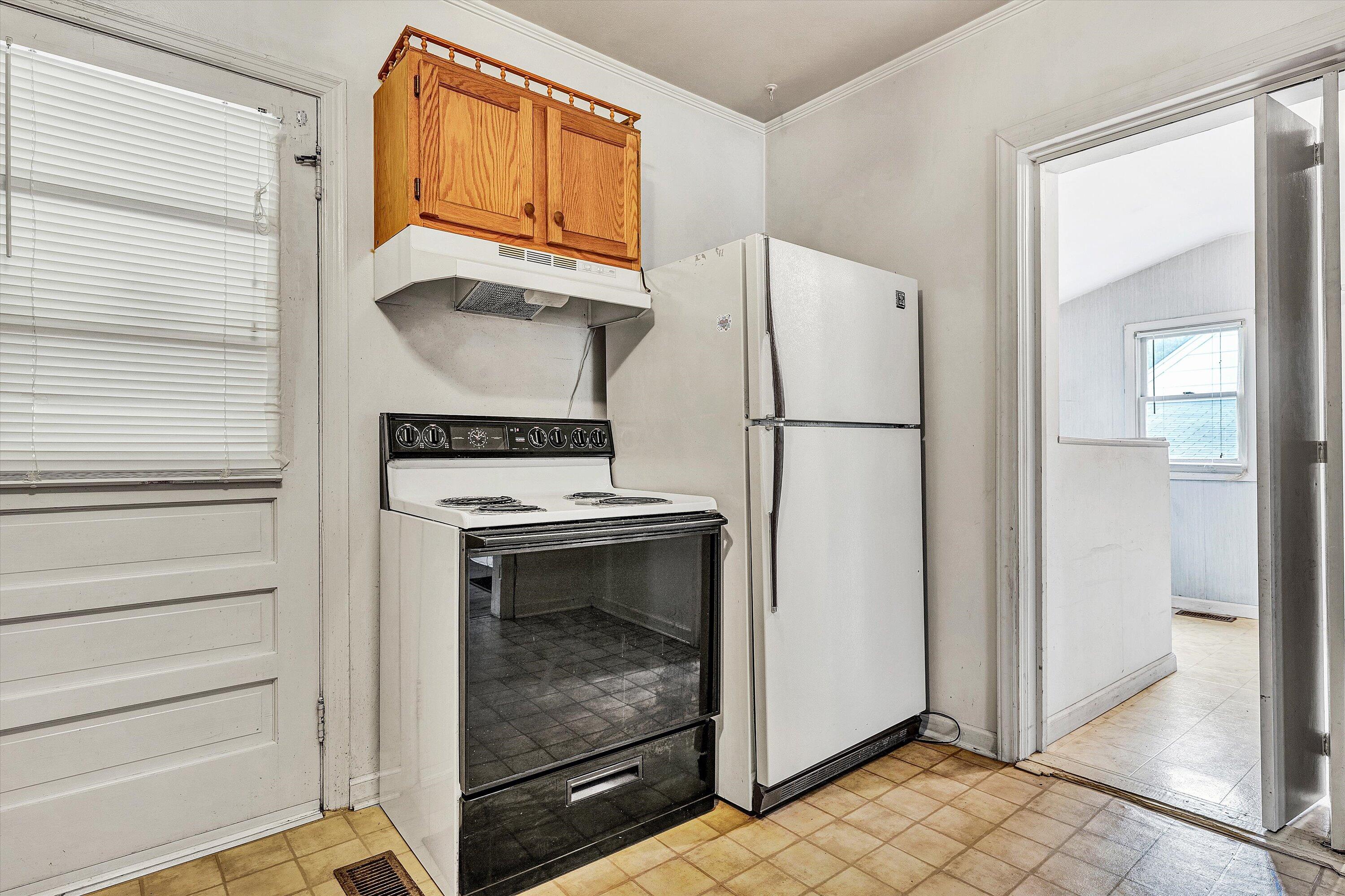 3112 Plantation Road Northeast Roanoke, VA 24012 - Photo 14 of 31 15-DSC07299