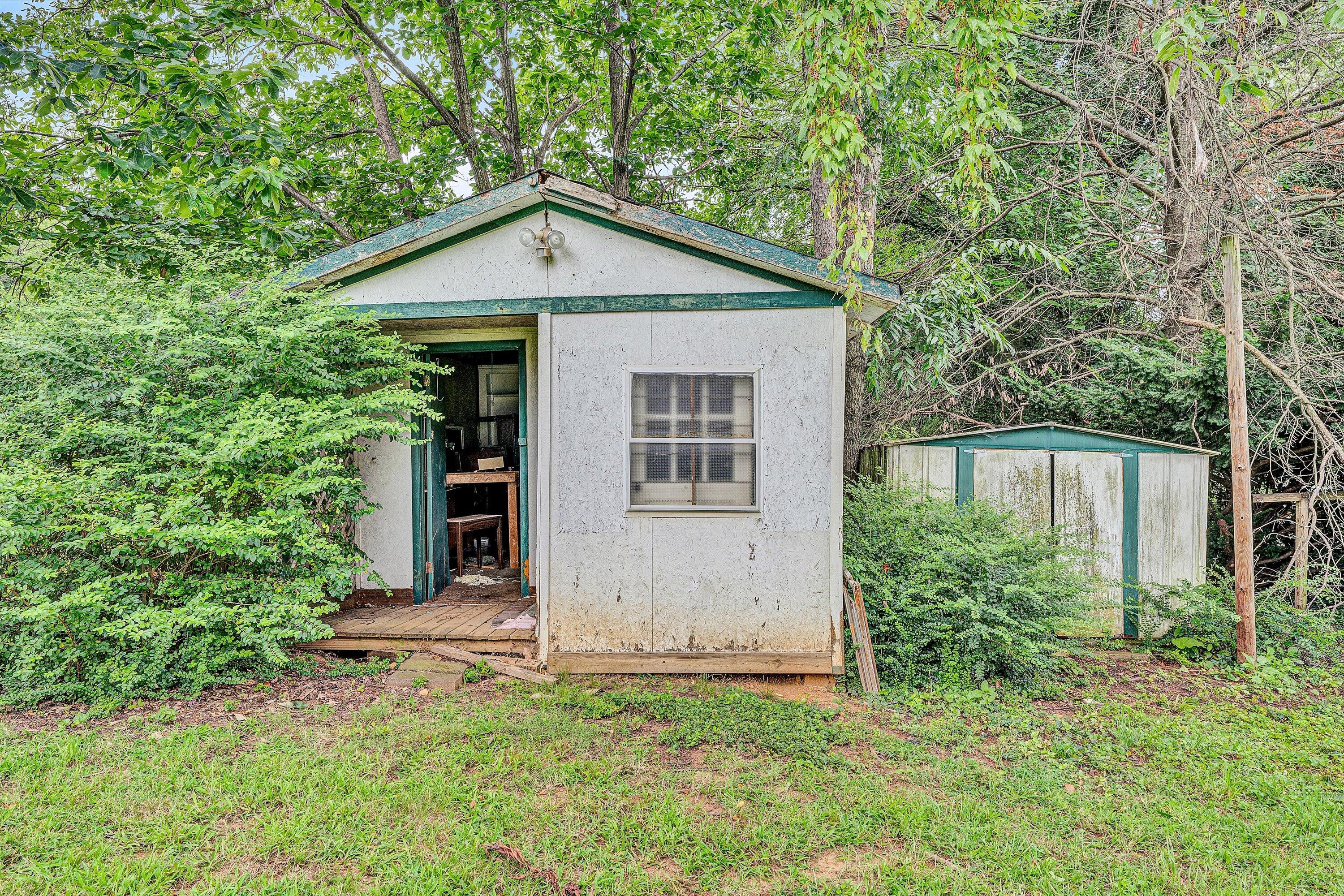 3112 Plantation Road Northeast Roanoke, VA 24012 - Photo 29 of 31 30-DSC07347