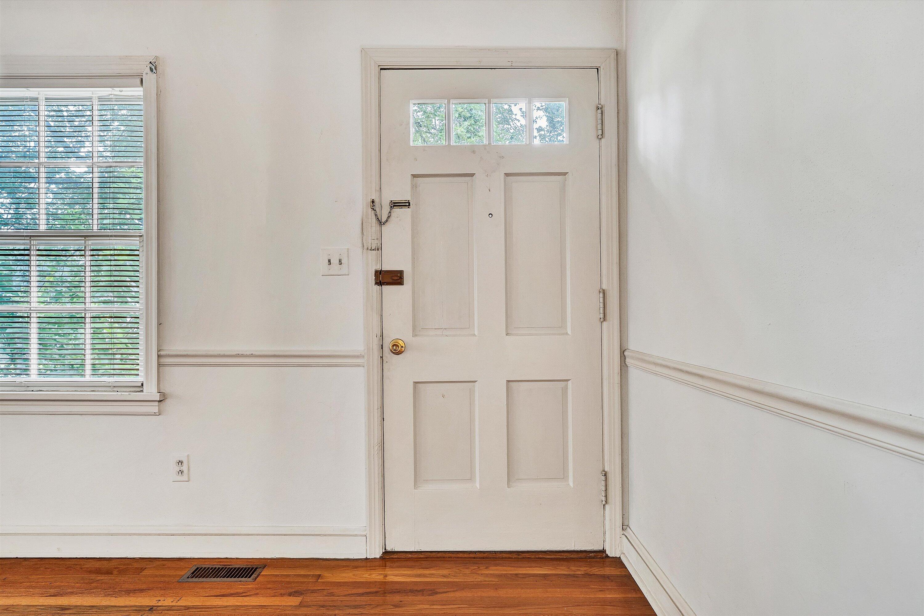 3112 Plantation Road Northeast Roanoke, VA 24012 - Photo 6 of 31 05-DSC07269
