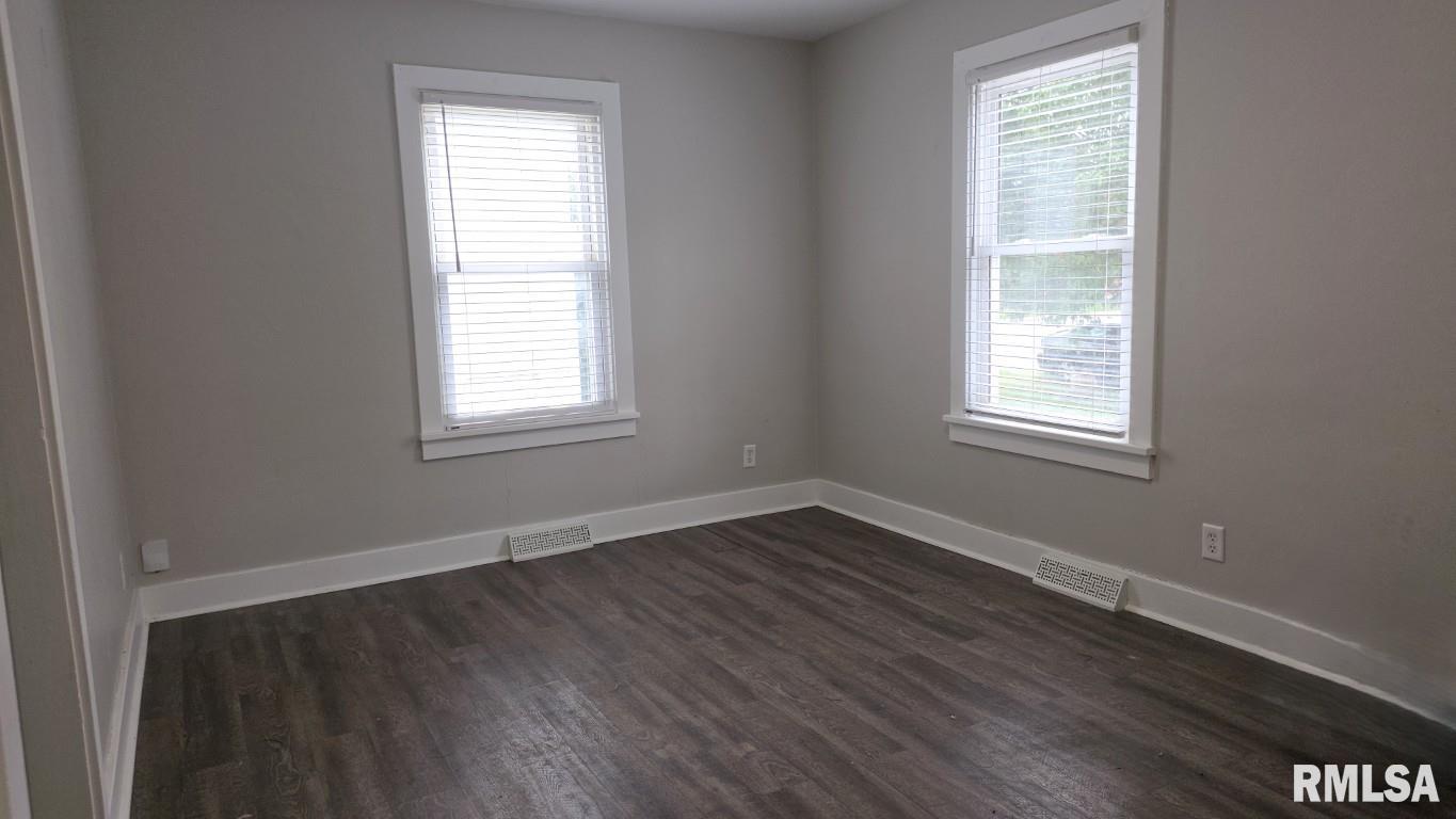 2662 South 7th Street Springfield, IL 62703 - Photo 8 of 14