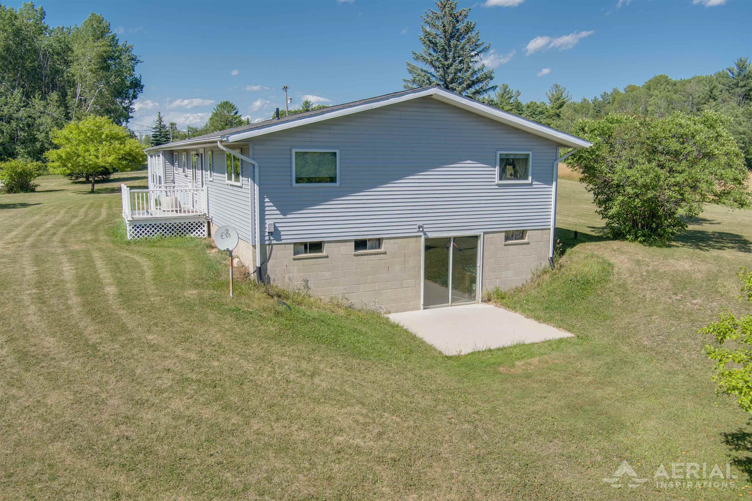 1180 Brick Road West Branch, MI 48661 - Photo 3 of 23 1903054-2.JPG